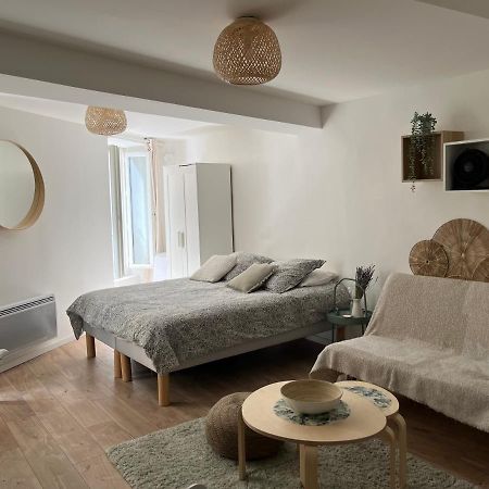 Studio Hyeres -Rue Pietonne Climatisation Lit 160 Tout Equipe - Sabrina Bagian luar foto