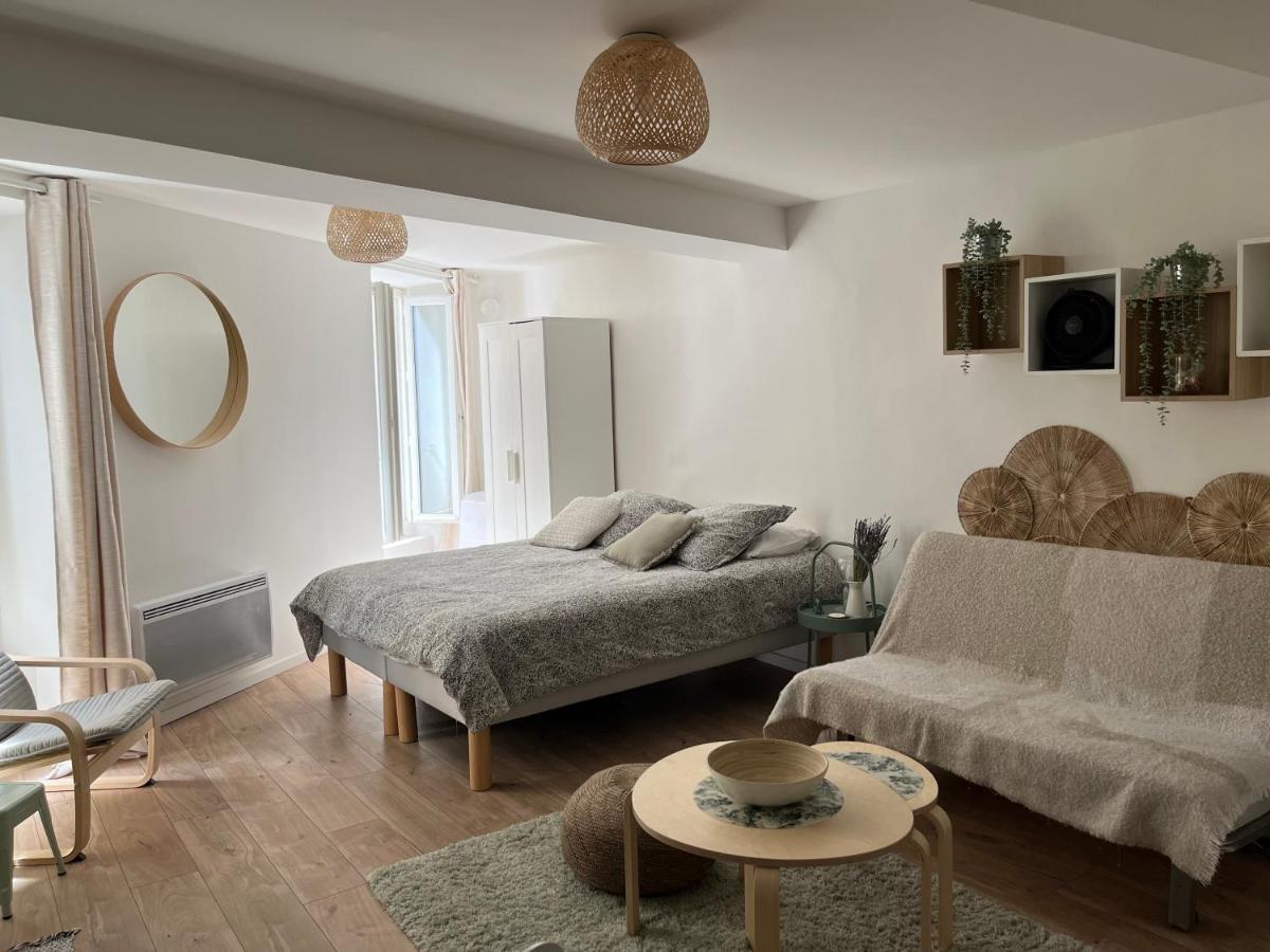 Studio Hyeres -Rue Pietonne Climatisation Lit 160 Tout Equipe - Sabrina Bagian luar foto