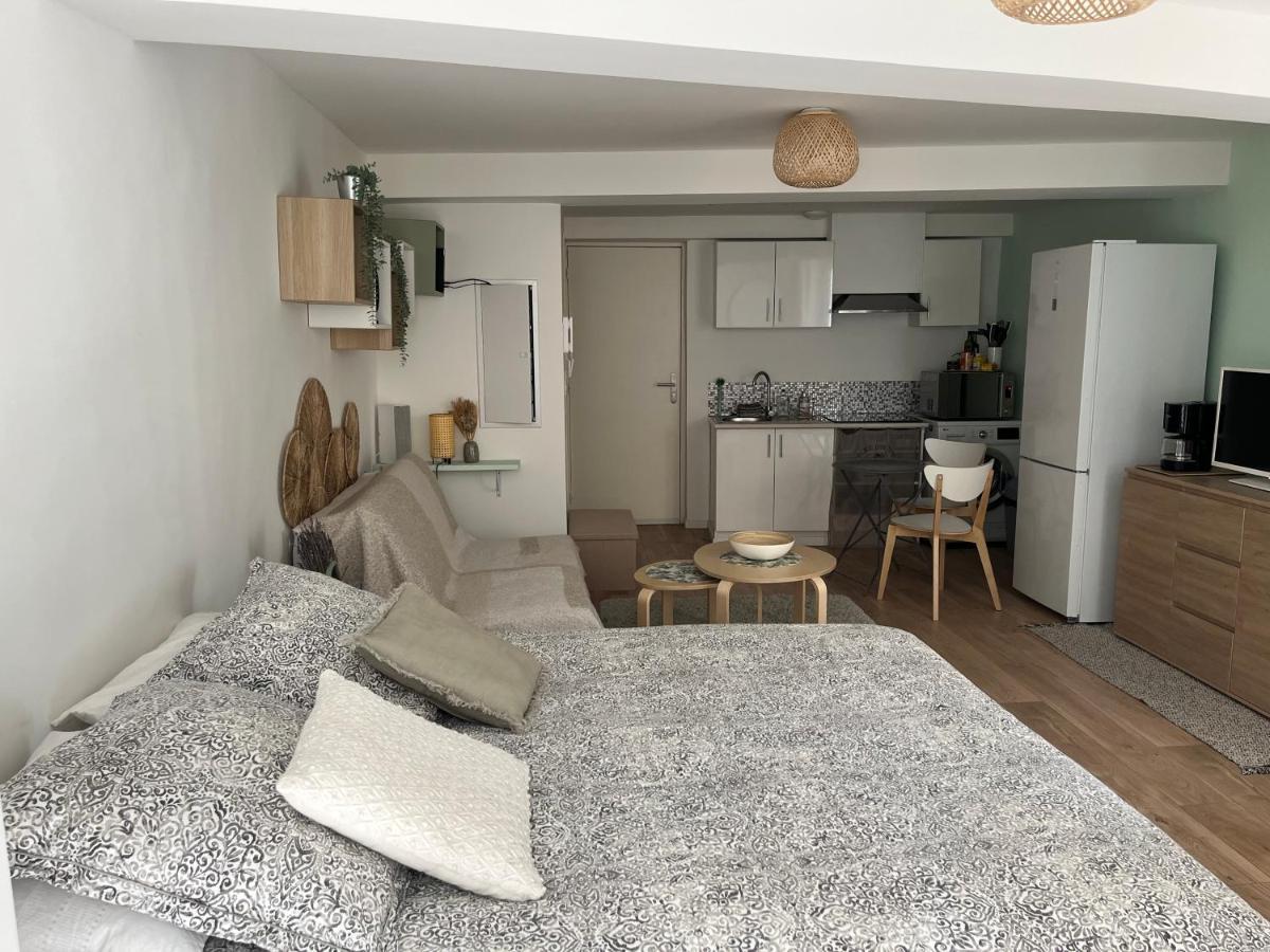 Studio Hyeres -Rue Pietonne Climatisation Lit 160 Tout Equipe - Sabrina Bagian luar foto